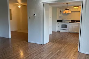 2126 Fleur De Lis Ct, Arlington, TX 76012 - Photo 13