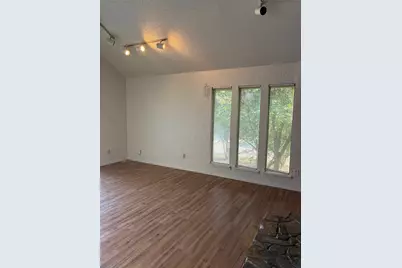 2126 Fleur De Lis Court, Arlington, TX 76012 - Photo 11