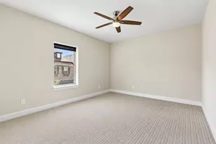 8615 Thorbrush Pl, Dallas, TX 75238 - Photo 23