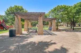 2703 Devonshire Dr, Carrollton, TX 75007 - Photo 35