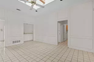 2703 Devonshire Dr, Carrollton, TX 75007 - Photo 9