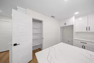 110 S Yale Dr, Garland, TX 75042 - Photo 11