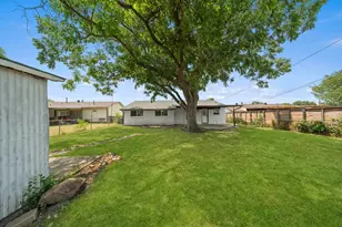110 S Yale Dr, Garland, TX 75042 - Photo 29