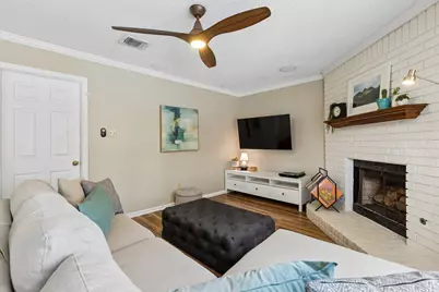 1214 Eaton Lane, Grapevine, TX 76051 - Photo 9