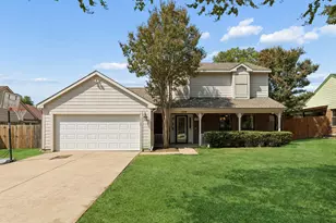 1214 Eaton Ln, Grapevine, TX 76051 - Photo 1