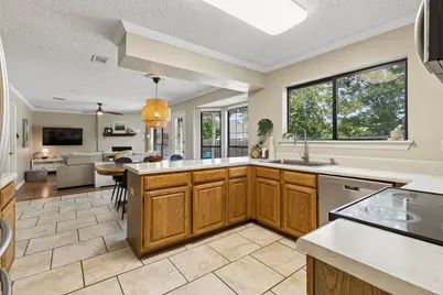 1214 Eaton Lane, Grapevine, TX 76051 - Photo 13