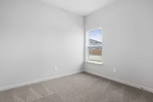 9637 Logan Sq Dr, Fort Worth, TX 76140 - Photo 7