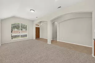 9761 Snowberry Dr, Frisco, TX 75035 - Photo 5
