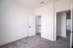 3437 Sanjeev Dr, Irving, TX 75060 - Photo 17