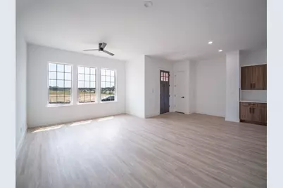 3437 Sanjeev Drive, Irving, TX 75060 - Photo 3
