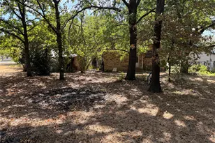 319 S Fisher St, Gorman, TX 76454 - Photo 11