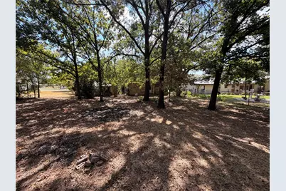 319 S Fisher Street, Gorman, TX 76454 - Photo 9