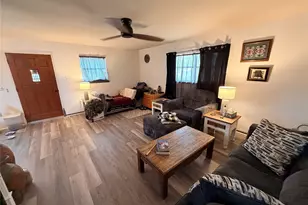 319 S Fisher St, Gorman, TX 76454 - Photo 17