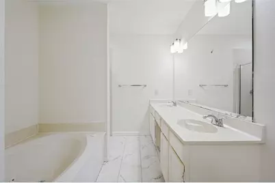 1922 Meadowview Court, Carrollton, TX 75010 - Photo 13