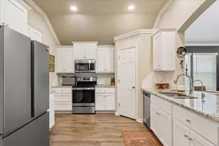 2518 Yoder Ln, Robinson, TX 76706 - Photo 9