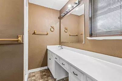 2508 Denbury Drive, Fort Worth, TX 76133 - Photo 19