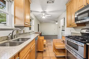 2508 Denbury Dr, Fort Worth, TX 76133 - Photo 11