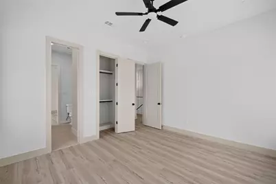 341 Bonnie View Road, Dallas, TX 75203 - Photo 17