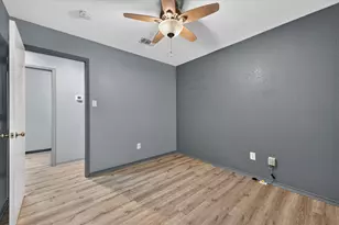 279 Vaden Ave, Burleson, TX 76028 - Photo 21