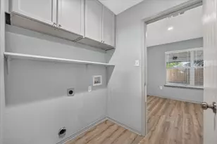 279 Vaden Ave, Burleson, TX 76028 - Photo 19