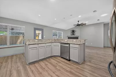 279 Vaden Avenue, Burleson, TX 76028 - Photo 15