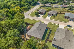 1800 Kings Cross Dr, Lancaster, TX 75134 - Photo 25