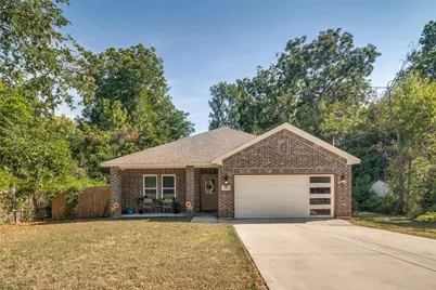 700 E Hickory Street, Kaufman, TX 75142 - Photo 1