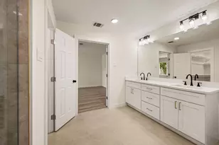 1003 Summit Cir, Carrollton, TX 75006 - Photo 13