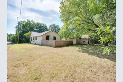 541 Denison Street, Gainesville, TX 76240 - Photo 21