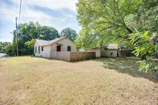 541 Denison St, Gainesville, TX 76240 - Photo 21