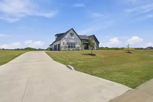 251 Marie Ln, Waxahachie, TX 75167 - Photo 5