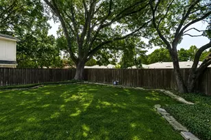2736 Grandview Dr, Plano, TX 75075 - Photo 35
