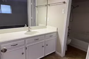 705 Kingsbridge Dr, Garland, TX 75040 - Photo 19