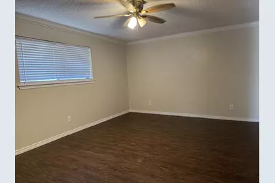 705 Kingsbridge Drive, Garland, TX 75040 - Photo 17