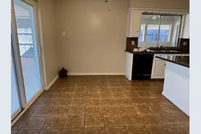 705 Kingsbridge Drive, Garland, TX 75040 - Photo 11