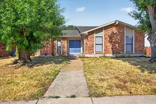 1800 Tree Line Dr, Carrollton, TX 75007 - Photo 1