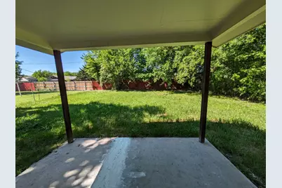 401 Redbud Lane, Wilmer, TX 75172 - Photo 13