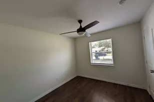 401 Redbud Ln, Wilmer, TX 75172 - Photo 9