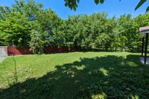 401 Redbud Ln, Wilmer, TX 75172 - Photo 15