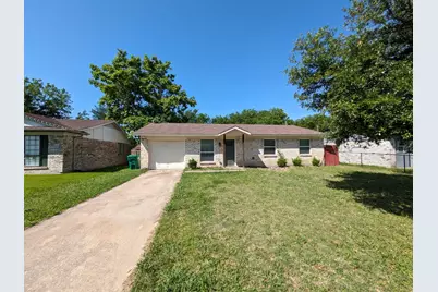 401 Redbud Lane, Wilmer, TX 75172 - Photo 1