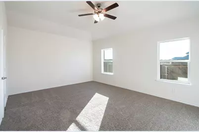 3674 Zenith Drive, Grand Prairie, TX 75052 - Photo 7