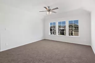 3694 Saguaro Dr, Grand Prairie, TX 75052 - Photo 9