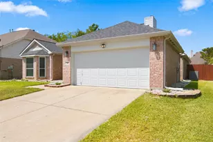 7105 Isle Royale Dr, Fort Worth, TX 76137 - Photo 3