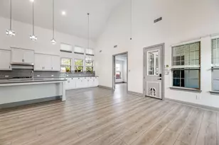 4325 Smokey Quartz Ln, Arlington, TX 76005 - Photo 11