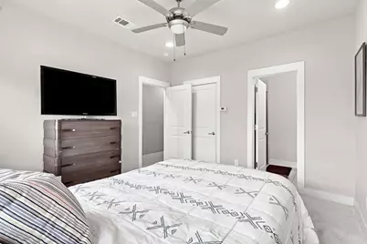 1114 S Adams Street, Fort Worth, TX 76104 - Photo 9