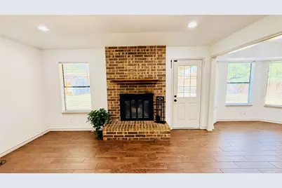 1402 Preston Trail Court, Graham, TX 76450 - Photo 5