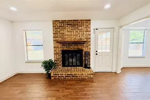 1402 Preston Trail Ct, Graham, TX 76450 - Photo 5