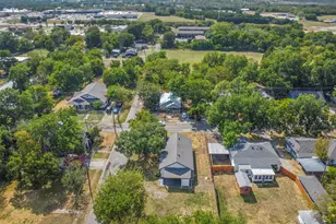 1212 Earl St, Commerce, TX 75428 - Photo 25
