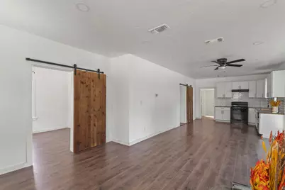1212 Earl Street, Commerce, TX 75428 - Photo 11