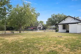1212 Earl St, Commerce, TX 75428 - Photo 23